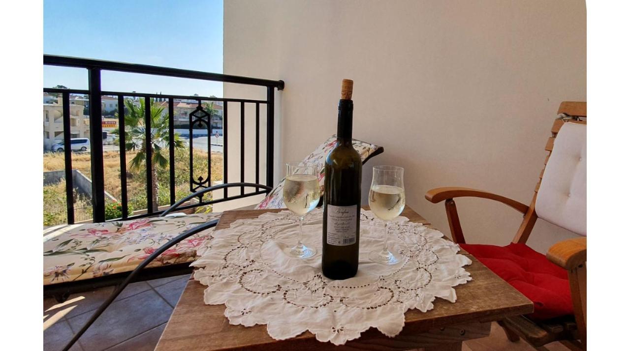Petras Cozy Nest, 1-Bedroom Apt., Paphos-Universal Extérieur photo